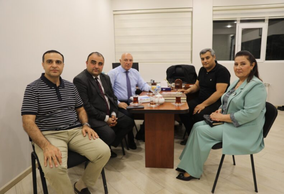 Tanınmış ziyalılar MİMTA Fondunun qonağı olublar