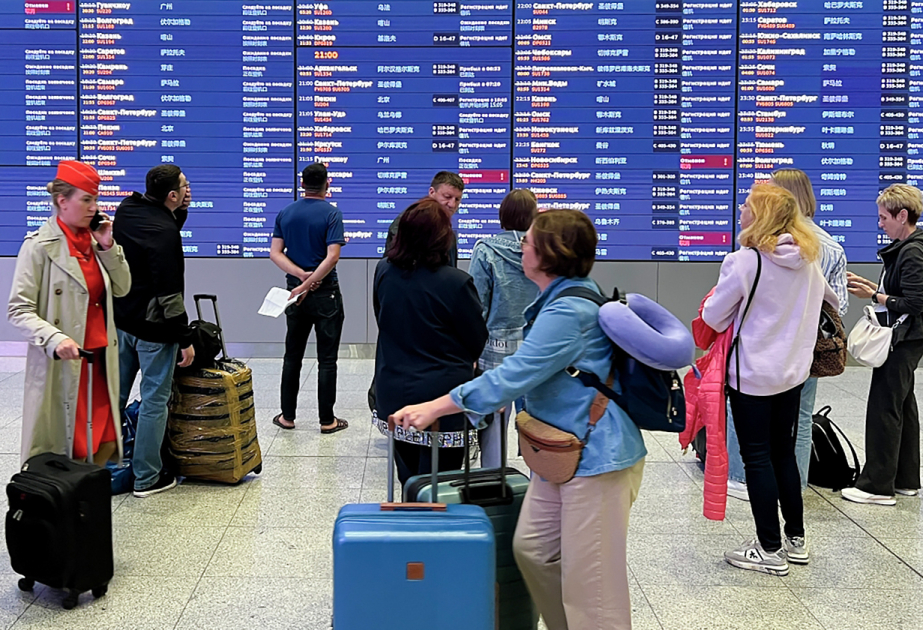 Moskva aeroportlarında xaos: 12 mindən çox sərnişin gözləyir