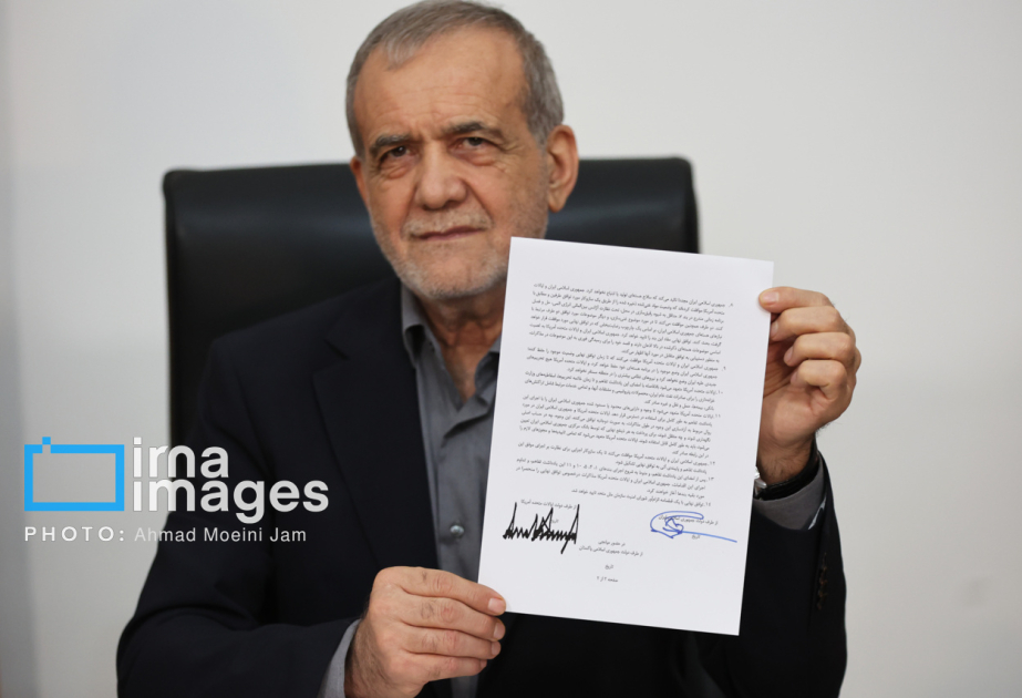 Mediada İran Prezidentinin imzalanmış memorandumla birgə fotosu yayımlanıb
