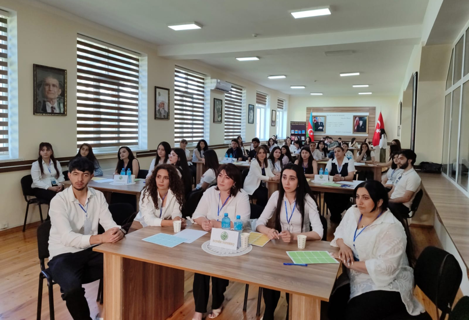 GDU-da keçirilən bilik yarışında “Elm yolçuları” birinci oldu