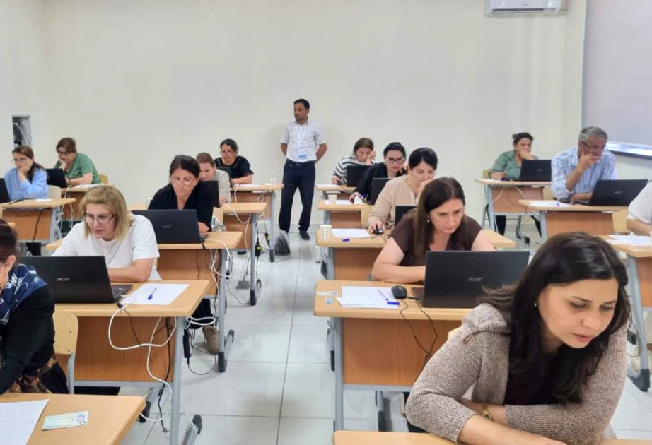 Şimal-qərb bölgəsində sertifikatlaşdırma prosesinin ikinci günündə 307 müəllim iştirak edib