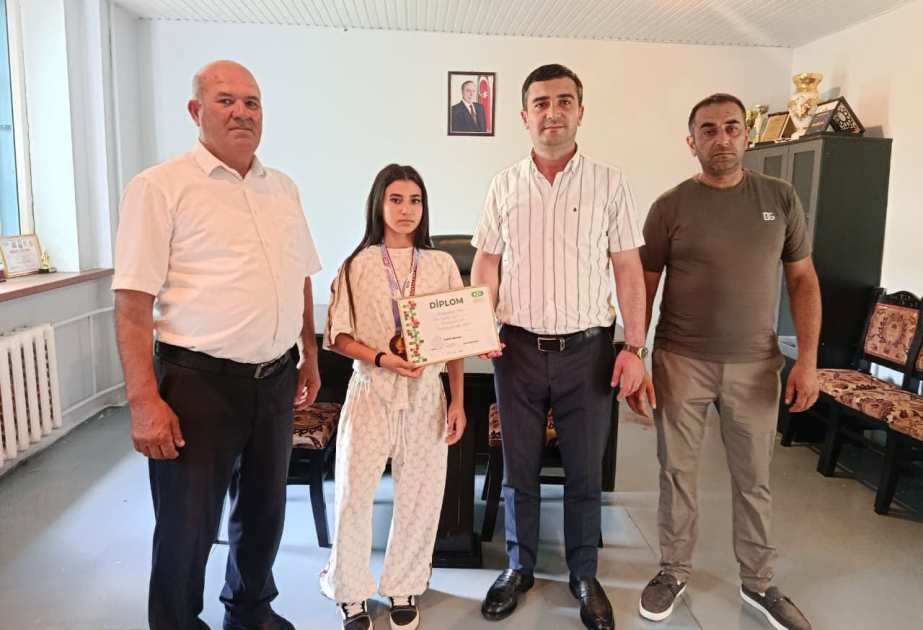 Şəkidə Avropa çempionatının mükafatçısı ilə görüş olub