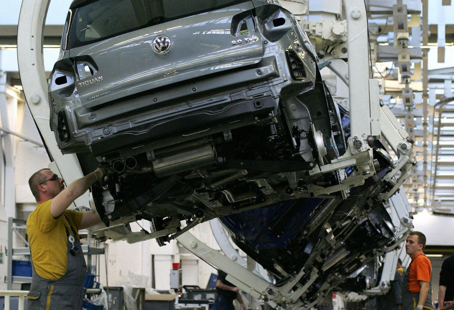 “Volkswagen” 2030-cu ilədək 50 min iş yerini ixtisar edəcək