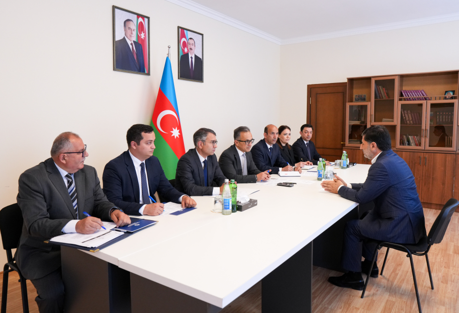 Dövlət Komitəsinin sədri Lerikdə vətəndaşların müraciətlərini dinləyib