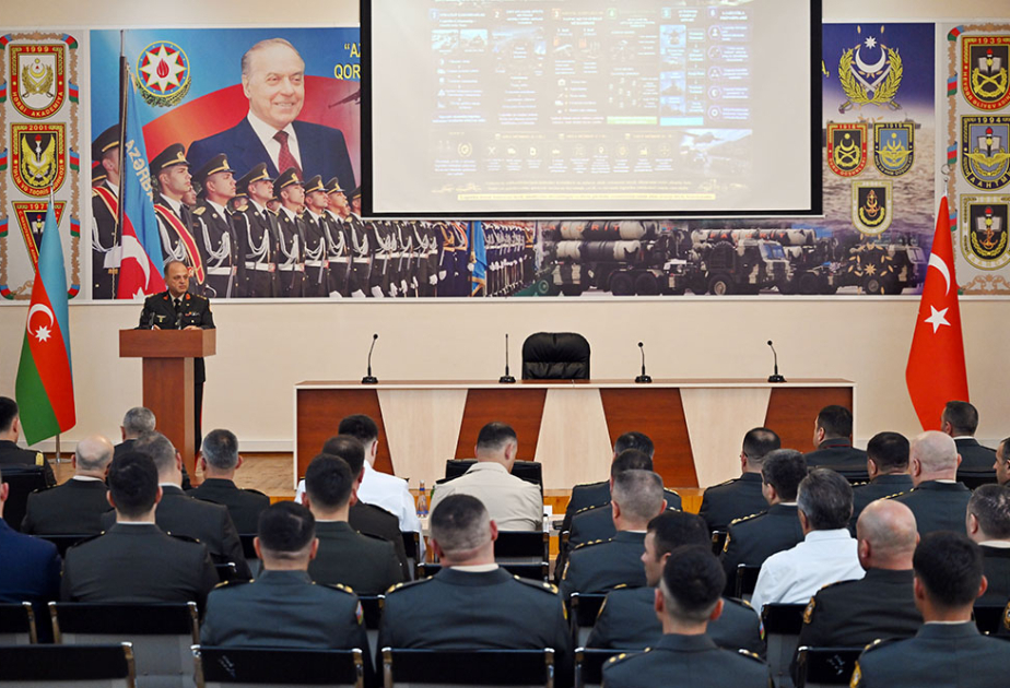 Aserbaidschan und Türkei vertiefen Zusammenarbeit in der Militärlogistik