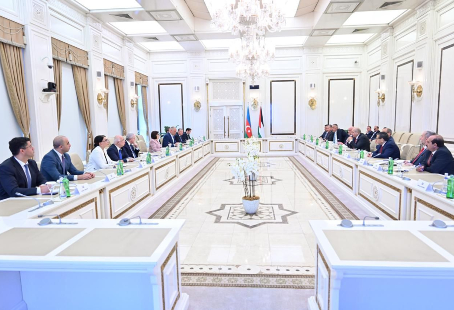 İordaniya Haşimilər Krallığının Nümayəndələr Palatasının sədri Milli Məclisdə olub