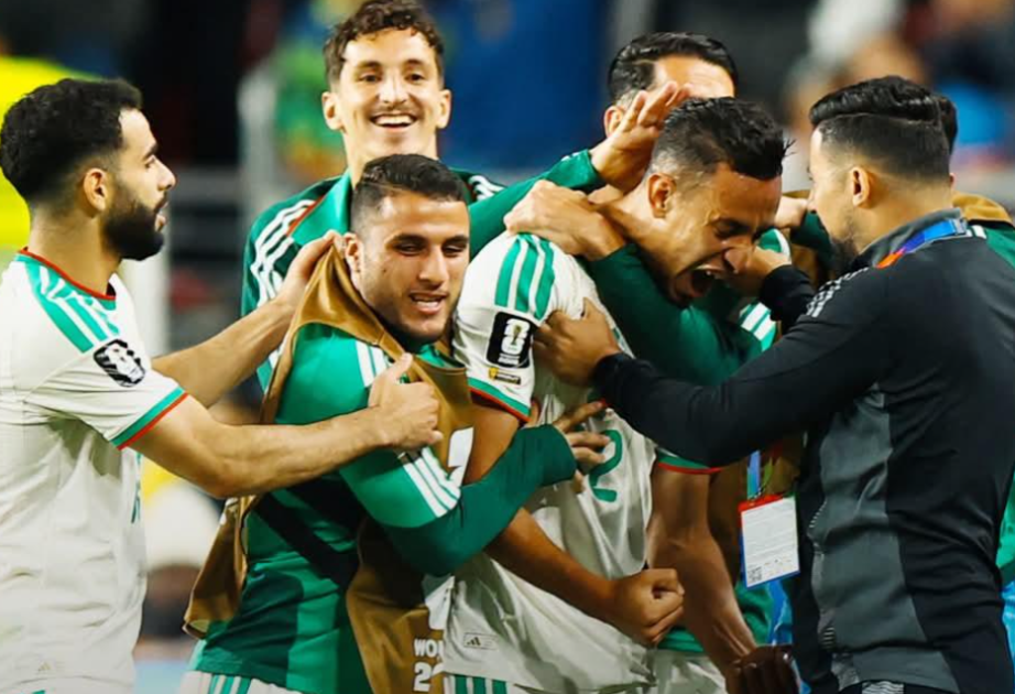 كأس العالم: الجزائر تقلب تأخرها وتفوز على الأردن بهدفين لهدف