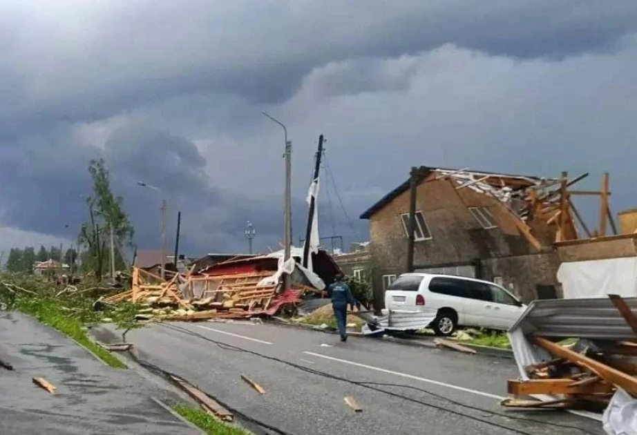 إعصار في الأورال: إصابة 16 شخصا