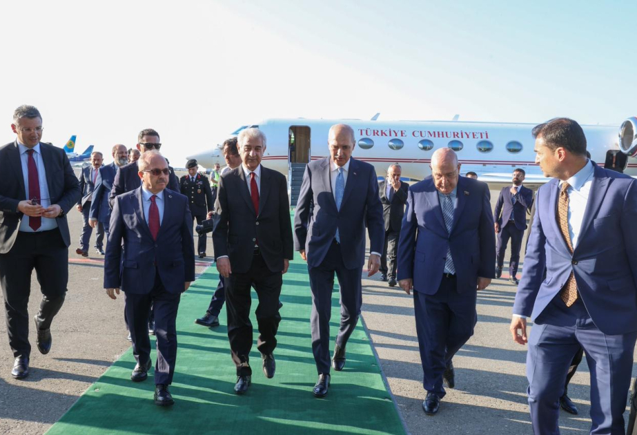 Türkiyə Böyük Millət Məclisinin sədri ölkəmizə səfərə gəlib