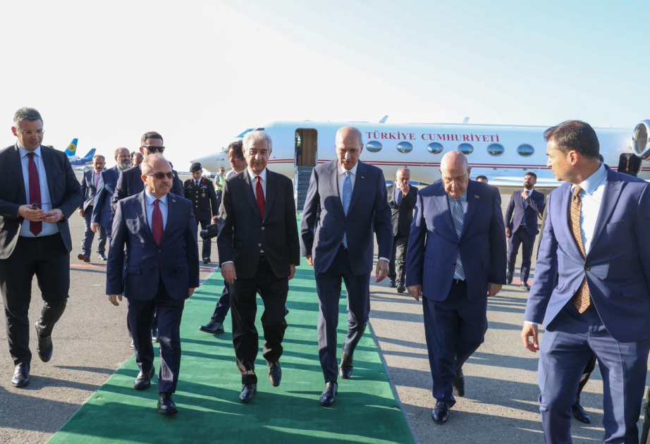 Speaker of Turkish Grand National Assembly arrives in Azerbaijan on working visit