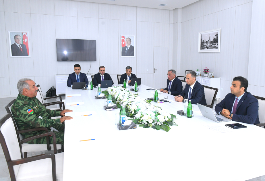 Rəqəmsal inkişaf və nəqliyyat naziri Ağdamda vətəndaşların müraciətlərini dinləyib