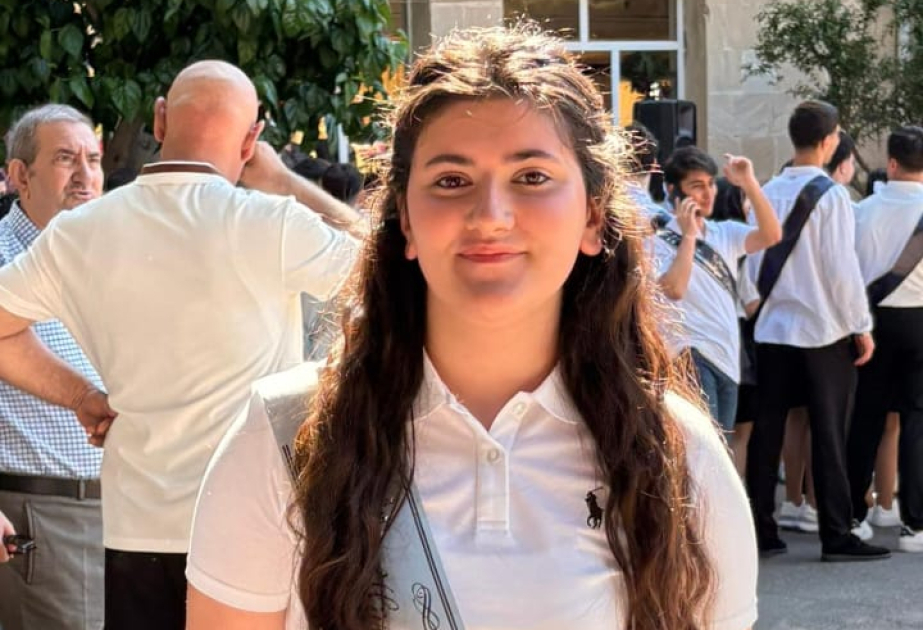 220 nömrəli məktəb-liseyin məzunu: Gələcəkdə özümü beyin cərrahı kimi görürəm