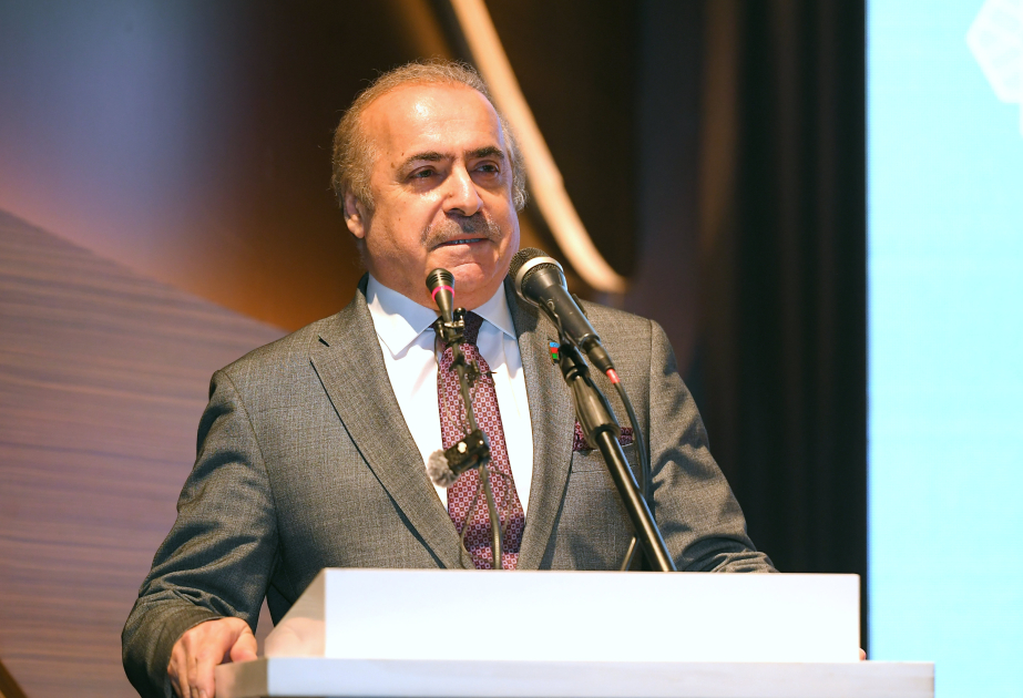 Rafael Hüseynov: Türk və İslam dünyasının mədəni irsinin araşdırılması və təbliği xüsusi əhəmiyyət daşıyır