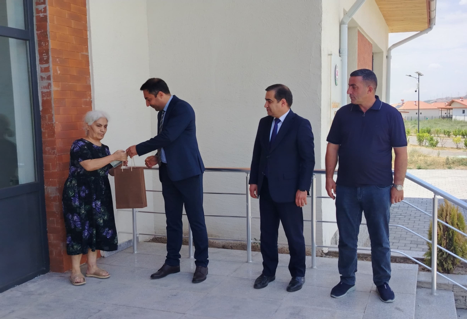 Seven more families relocated to Shukurbeyli village receive house keys