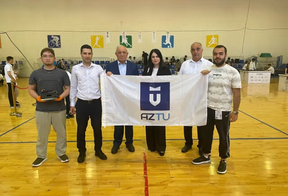 AZTU tələbələri beynəlxalq robot yarışında iştirak edəcəklər