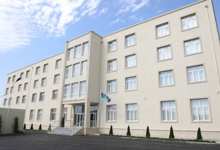 Ümumi təhsil müəssisələrində müəllimlərin və şagirdlərin sayı açıqlanıb