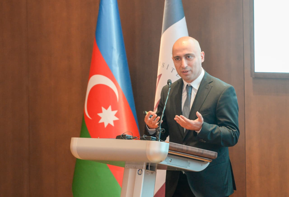 Emin Əmrullayev: Sertifikatlaşdırma müəllimlərin orta aylıq əməkhaqqının artmasına mühüm təsir göstərib