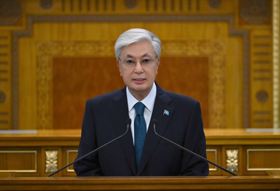 Prezident Tokayev: Qazaxıstan beynəlxalq şəraitin pisləşməsindən təşvişə düşməməlidir