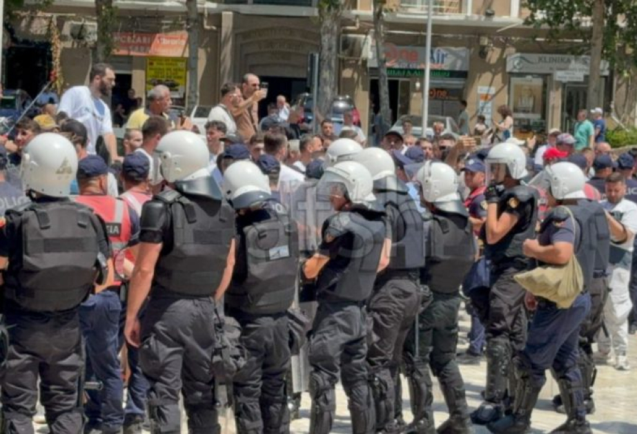 Protesters in Tirana clash with police outside Parliament