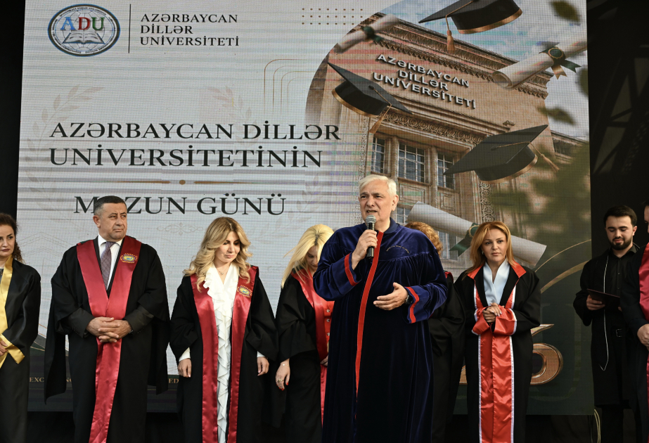 Azərbaycan Dillər Universitetində “Məzun günü”