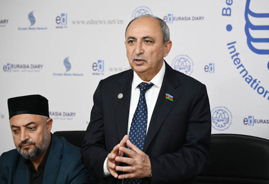 Əziz Ələkbərli: Sonuncu deportasiya zamanı İrəvandan çıxanların tam siyahısının tərtib olunması prosesi yekunlaşır