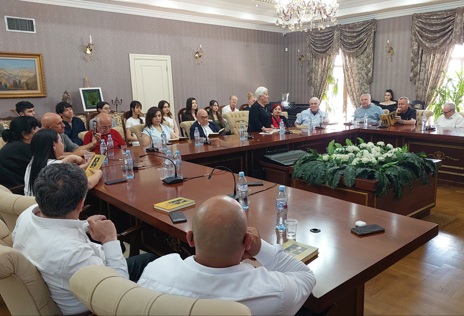 Tbilisidə M.F.Axundzadənin gürcü dilinə tərcümə edilmiş əsərlərinin və muzeyin yeni saytının təqdimatı olub