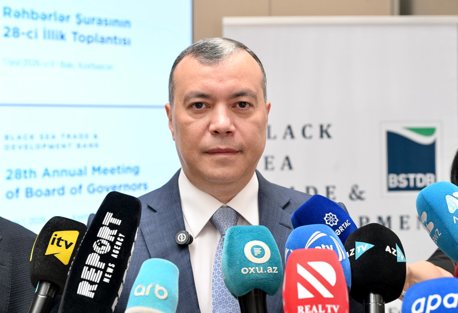 مدير أذربيجان لدى بنك البحر الأسود : البنك يخطط لتوسيع دعمه للمشاريع الصغيرة والمتوسطة في أذربيجان