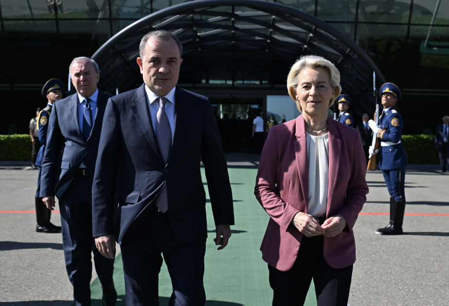 La présidente de la Commission européenne termine sa visite en Azerbaïdjan