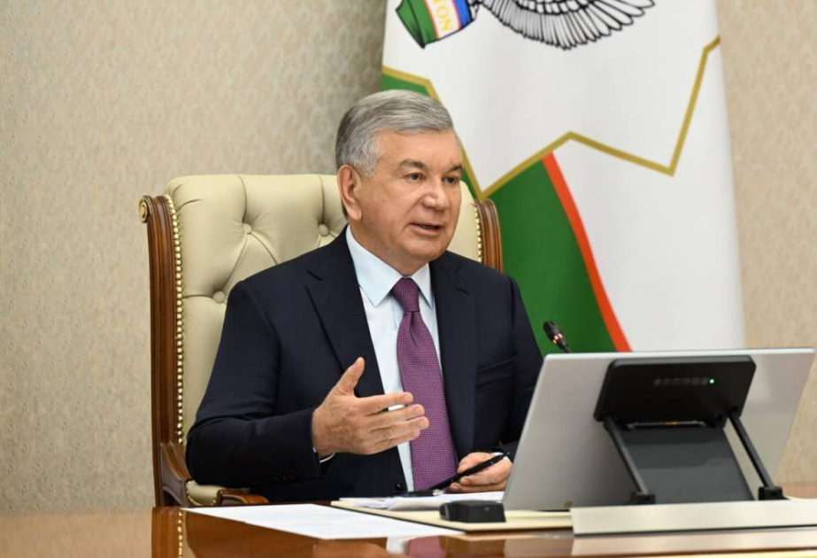Şavkat Mirziyoyev: Özbəkistan Şərqlə Qərb arasında əsas quru nəqliyyat habına çevrilə bilər