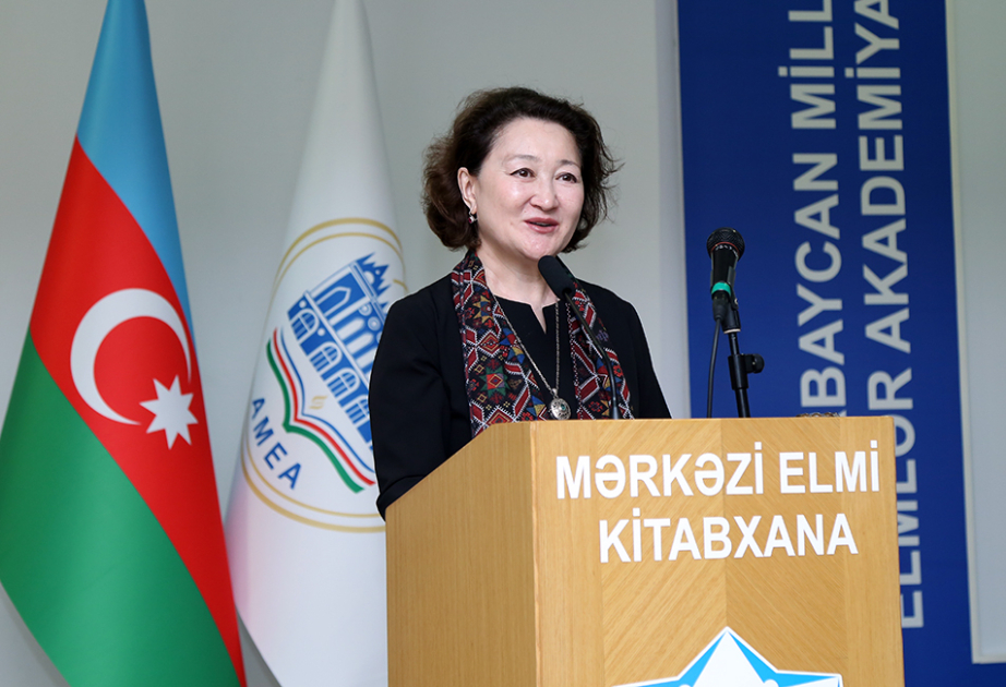 Aktotı Raimkulova: Bugünkü simpozium ortaq tarixi irsin elmi əsaslarla araşdırılmasına töhfə verir