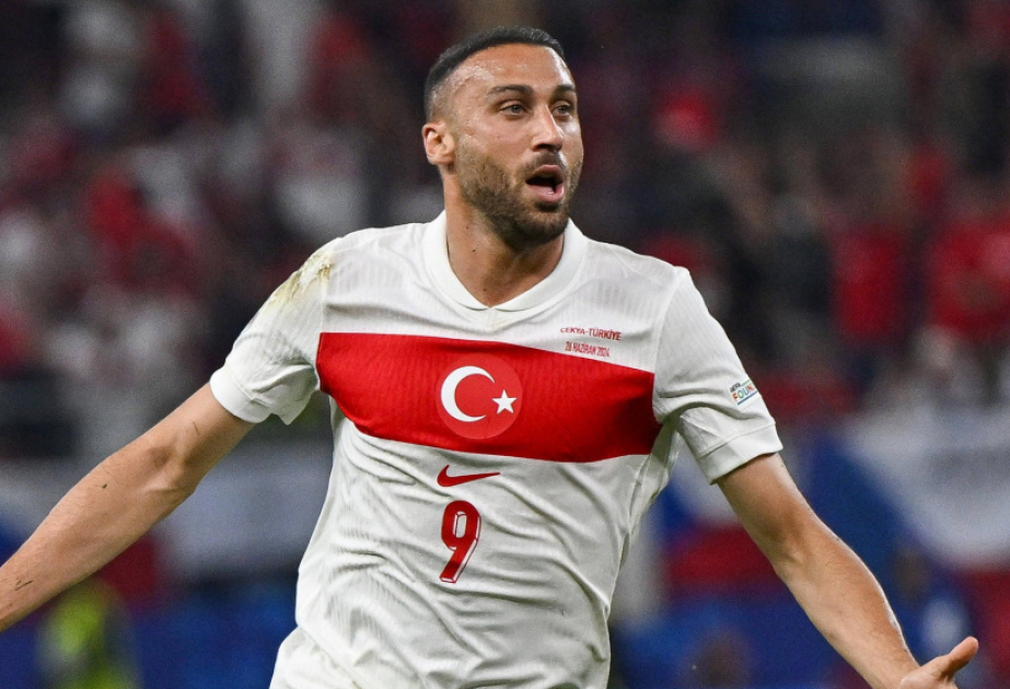 Cenk Tosun: Məhəllə futbolunun əvvəlki kimi olmaması gənc hücumçuların yetişməsinə təsir edir