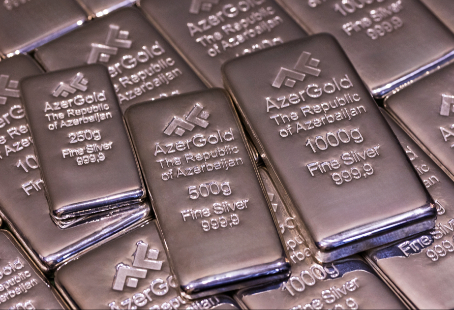 “AzerGold” ilk dəfə yerli bazara gümüş külçələr təqdim edib