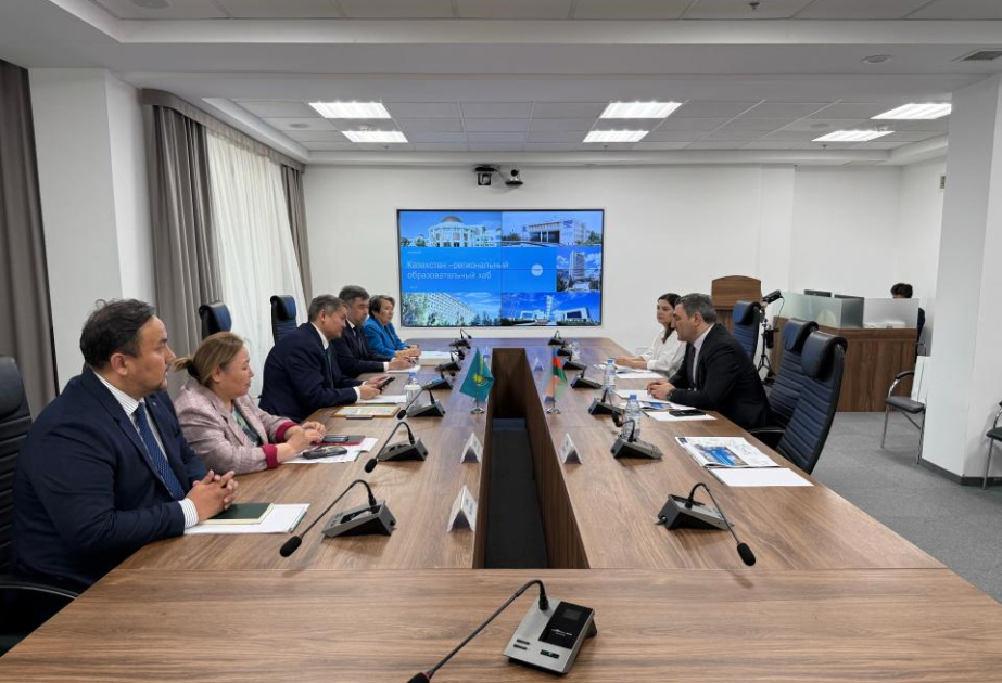 Рассмотрены вопросы развития академического сотрудничества между Казахстаном и Азербайджаном