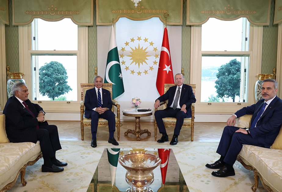 Şahbaz Şərif sülh razılaşmalarından regionun rifahı naminə istifadə etməyə çağırıb