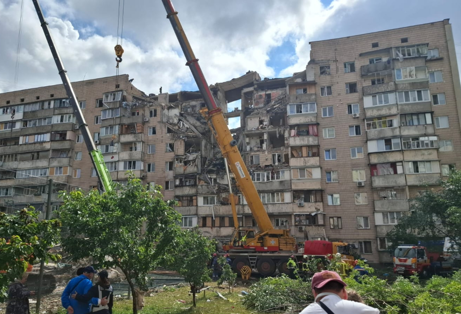 Veinte edificios residenciales de varias plantas destruidos durante los ataques aéreos en Kiev
