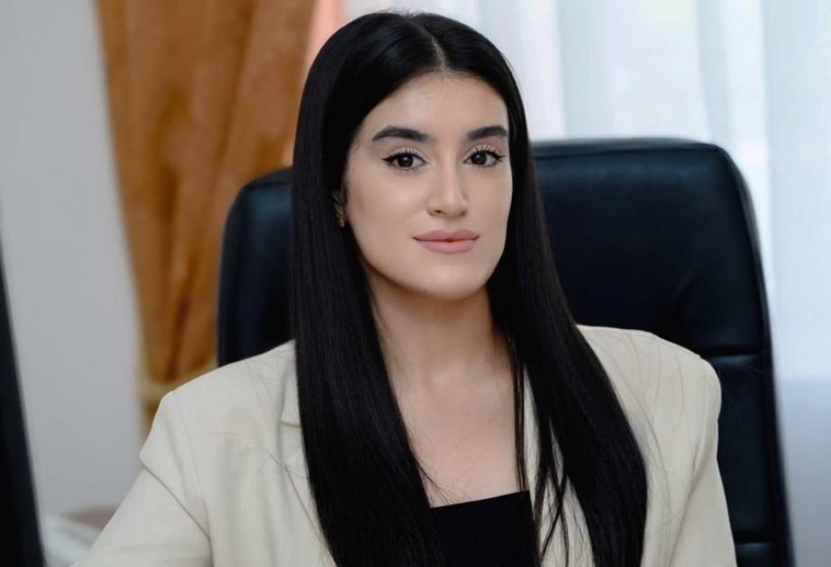 المغتربة كريموفا الموظفة الحكومية في كازاخستان تتحدث عن النموذج الناجح للحفاظ على الهوية الوطنية والاندماج المجتمعي