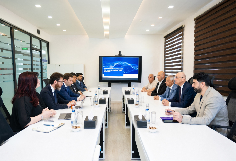 ®  İRİA-da rəqəmsal transformasiya üzrə prioritetlər İctimai Şura üzvlərinə təqdim edilib