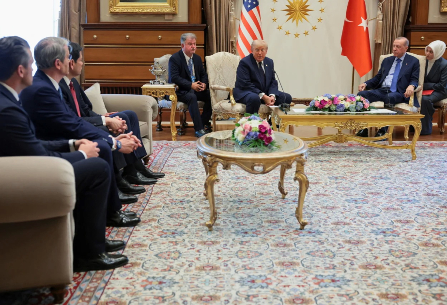 Donald Tramp Rusiya və Ukrayna prezidentlərinin razılıq əldə etmək istədiklərini açıqlayıb