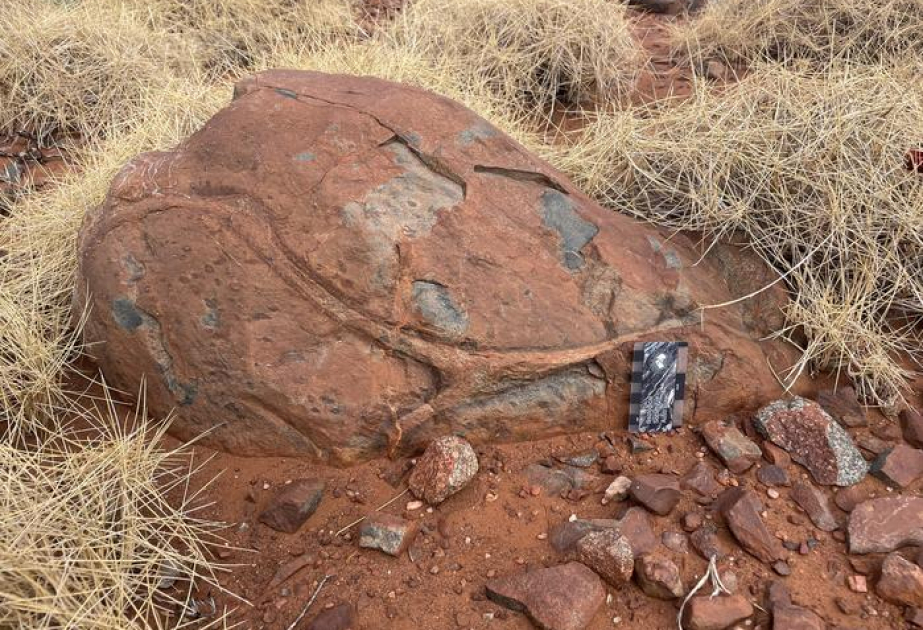 Ancient rocks show water shaped Earth 3.1 bln years ago