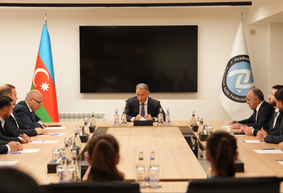 Avropa çempionatında tarixi uğur qazanan yeniyetmə cüdoçularla görüş olub