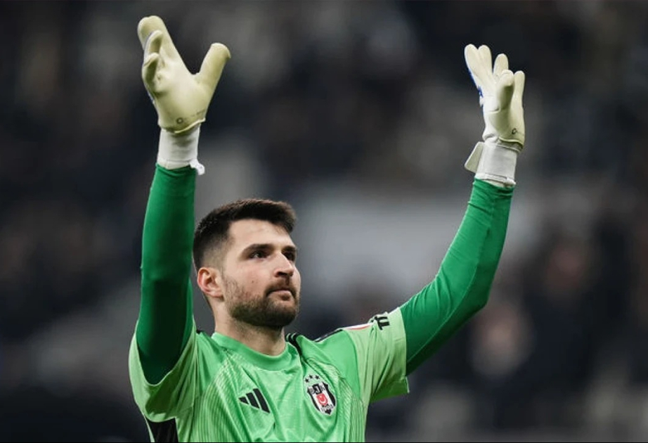 “Beşiktaş” Türkiyə millisinin qapıçısı ilə yollarını ayırıb