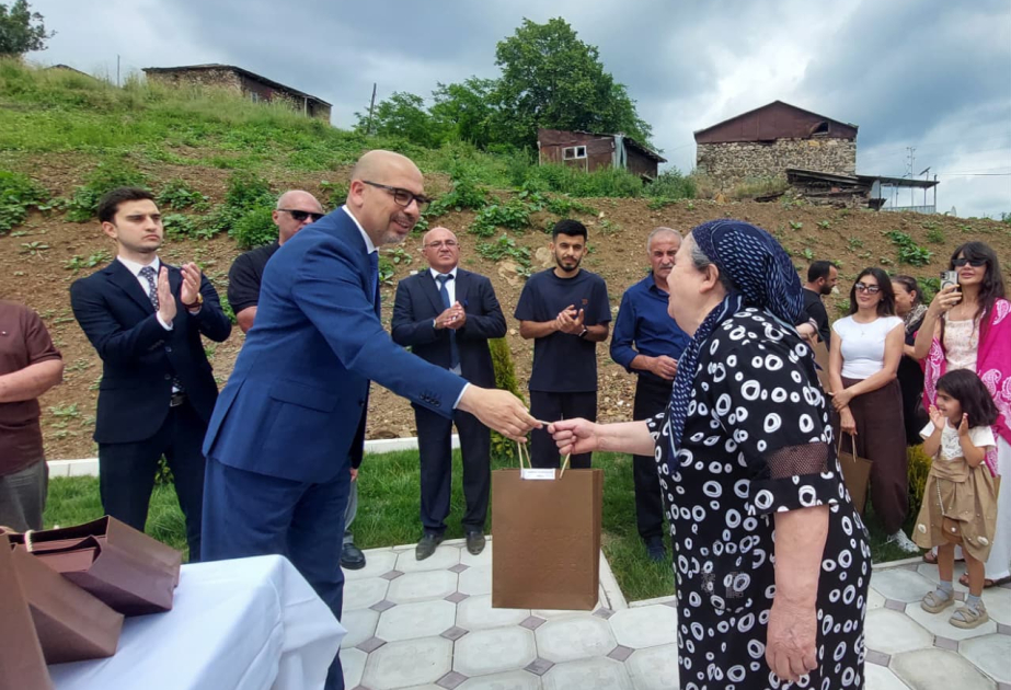 First families resettled in Kichik Galadarasi village in Shusha receive keys to new homes
