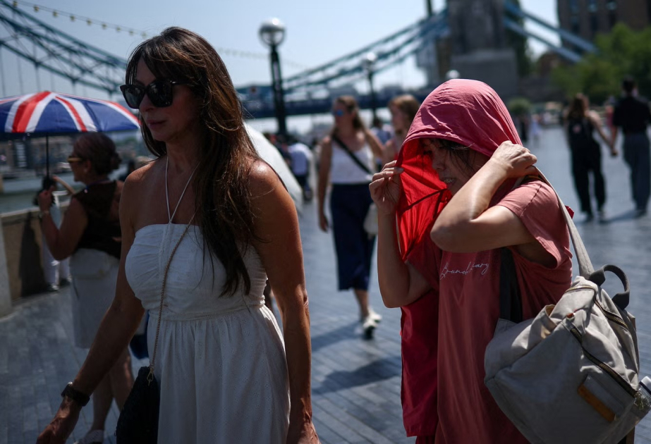 Böyük Britaniyada təcili yardıma müraciətlər rekord həddə çatıb