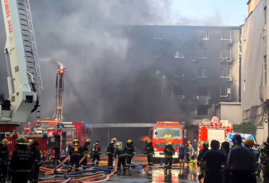 Chine : Un incendie d'usine de chaussures fait plusieurs disparus VIDEO