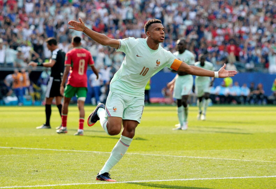 فرنسا تتأهل إلى نصف نهائي كأس العالم لكرة القدم