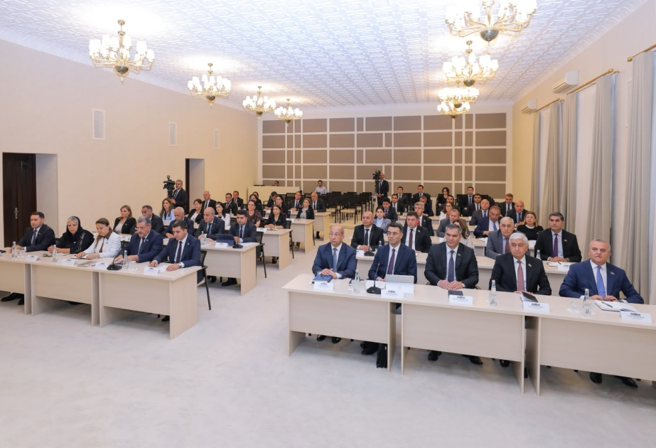 Ali Məclisin növbədənkənar sessiyasının iclasında 3 məsələ müzakirəyə çıxarılıb