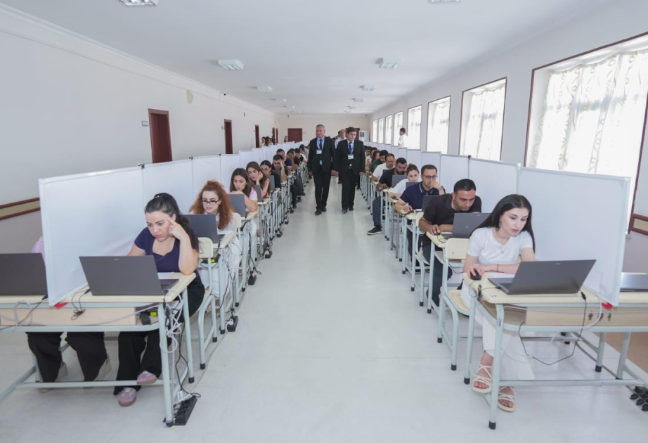 Naxçıvanda dövlət icra məmuru vəzifəsinə qəbul üçün test imtahanında 52 namizəd uğur qazanıb