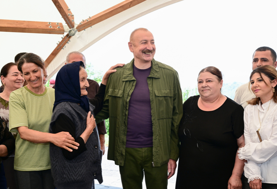 Xalqla bir arada olan Prezident: səmimiyyət, quruculuq və Böyük Qayıdışın yeni mərhələsi