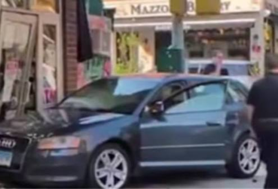 Çilidə yarmarkada avtomobil insanların üzərinə çıxıb, altı nəfər ölüb