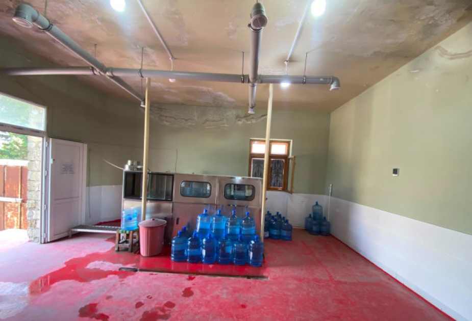 AQTA Bakıda qaydaları pozan su emalı müəssisəsinin fəaliyyətini məhdudlaşdırıb